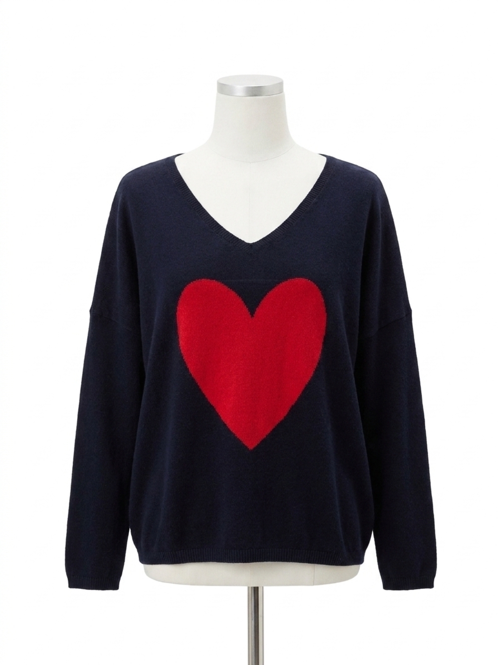 NEW SIX/FIFTY lovie graphic heart v-neck sweater in navy/red